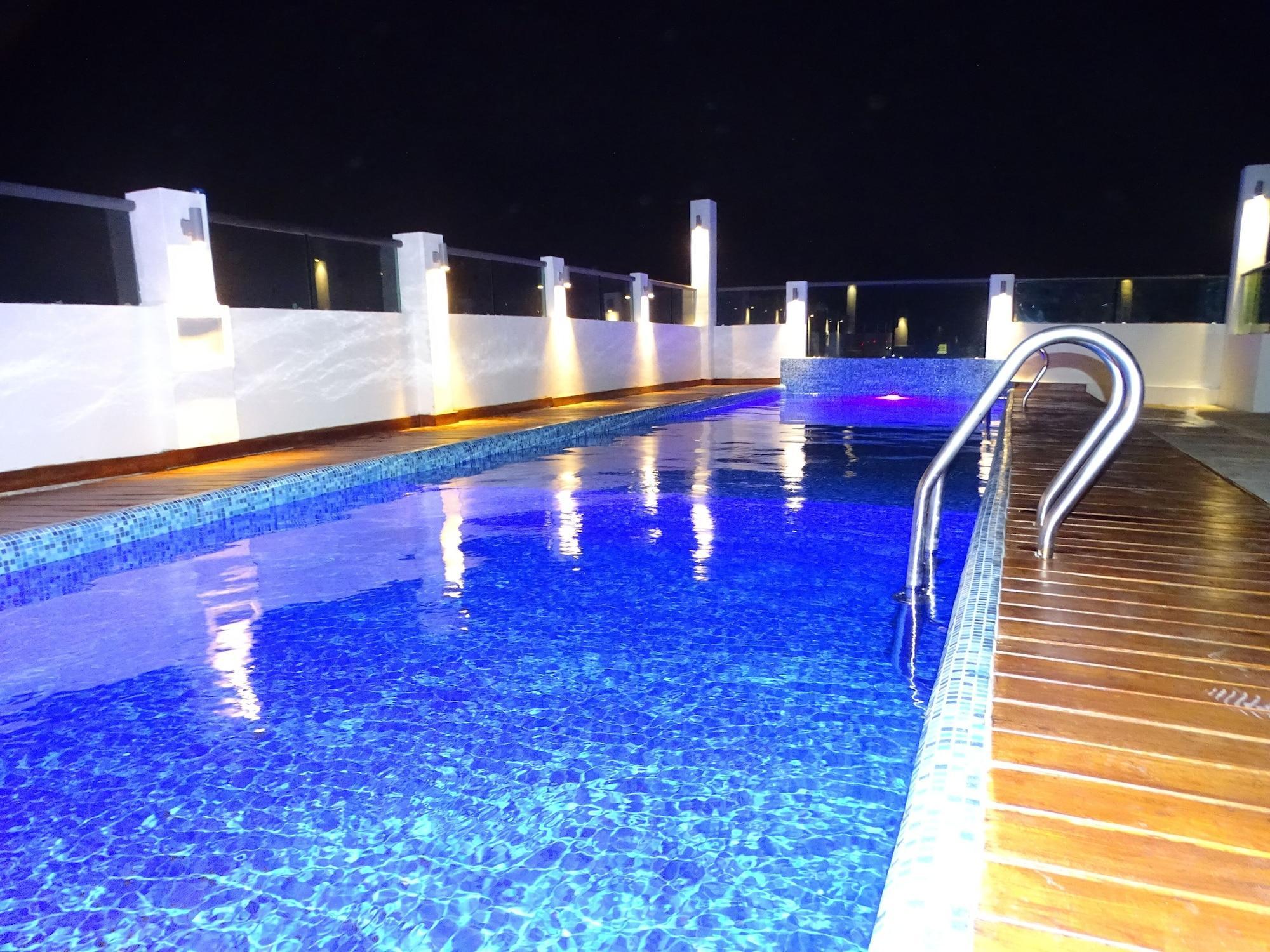 Hotel Kavia Plus Cancun Exterior photo